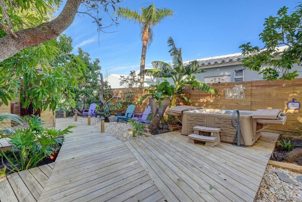 Garden Beach Studio @The Island Deerfield Beach Exteriör bild